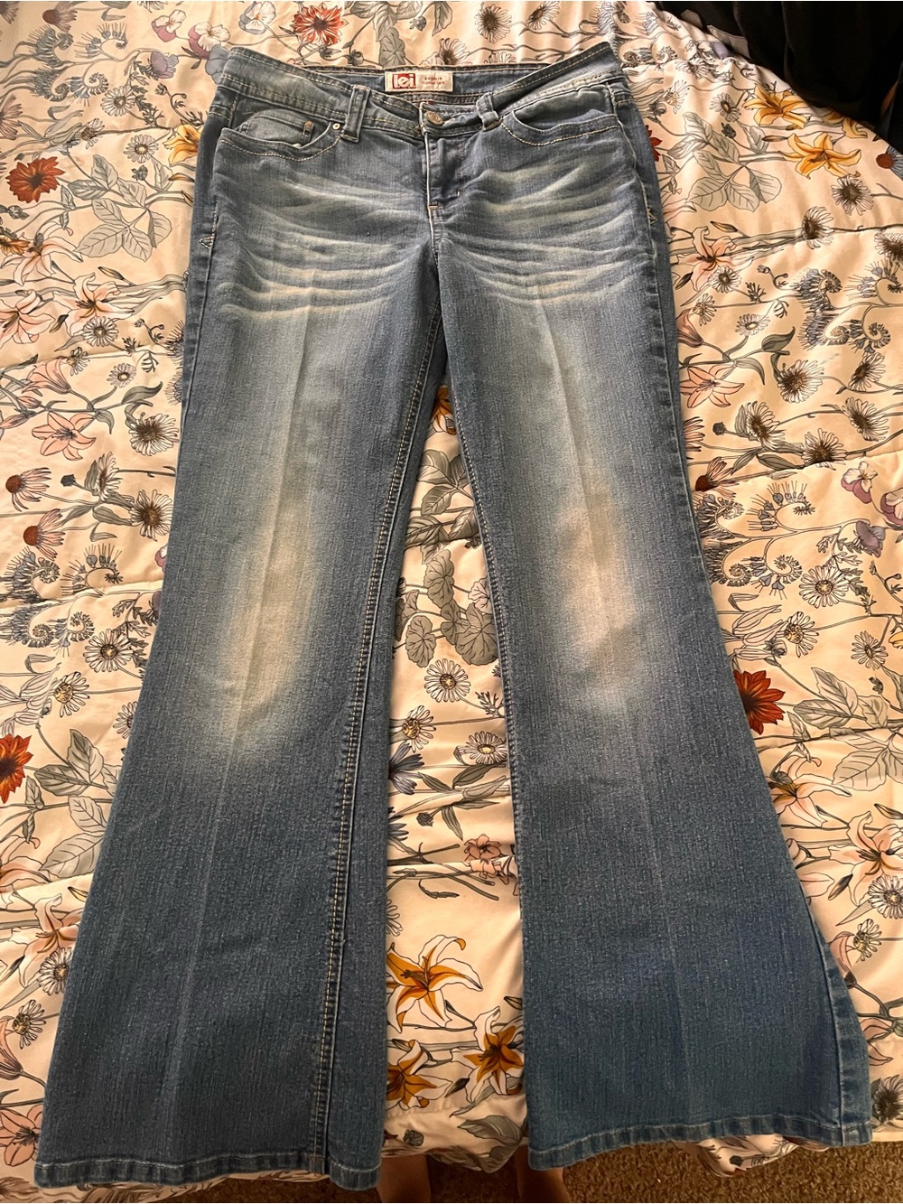 Levi's Women's Light Blue Flared Jeans - Washed Look